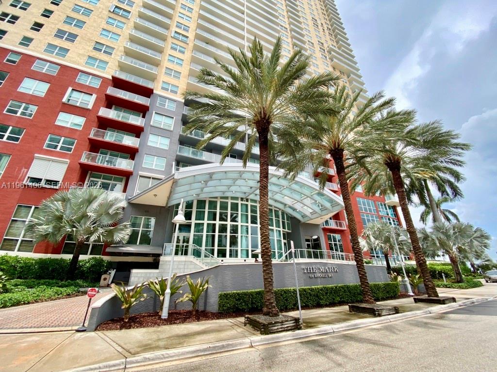 1155 Brickell Bay Dr 607