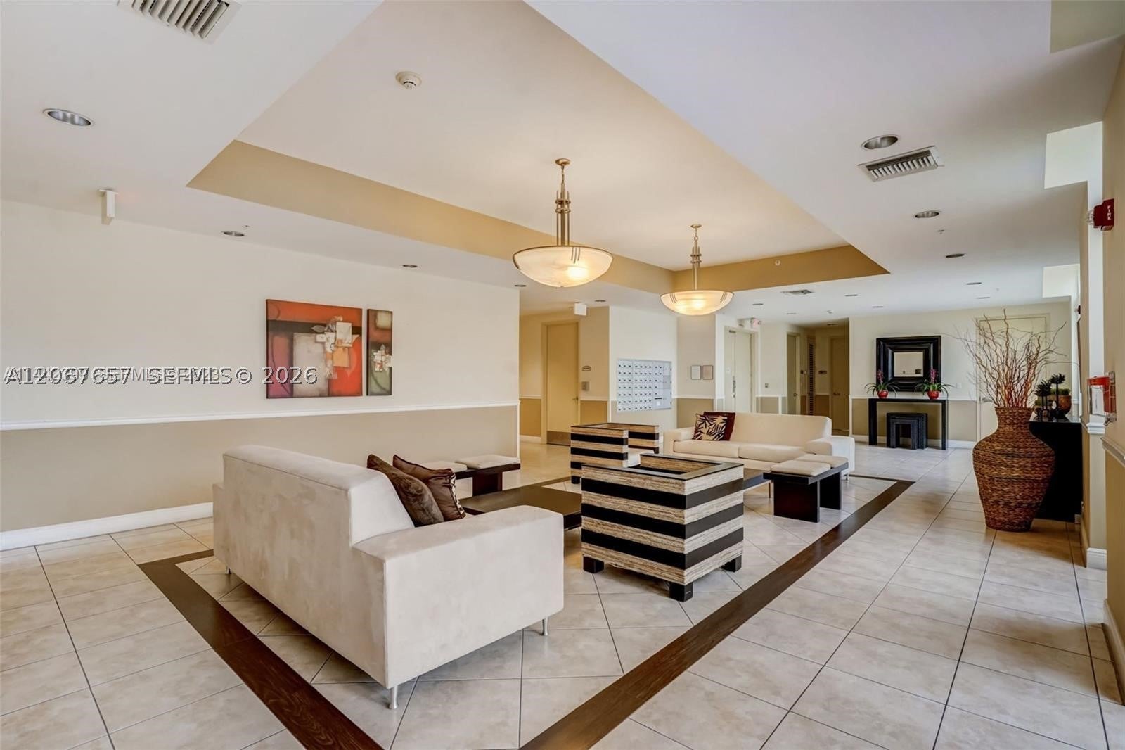 2425 SW 27th Ave 806