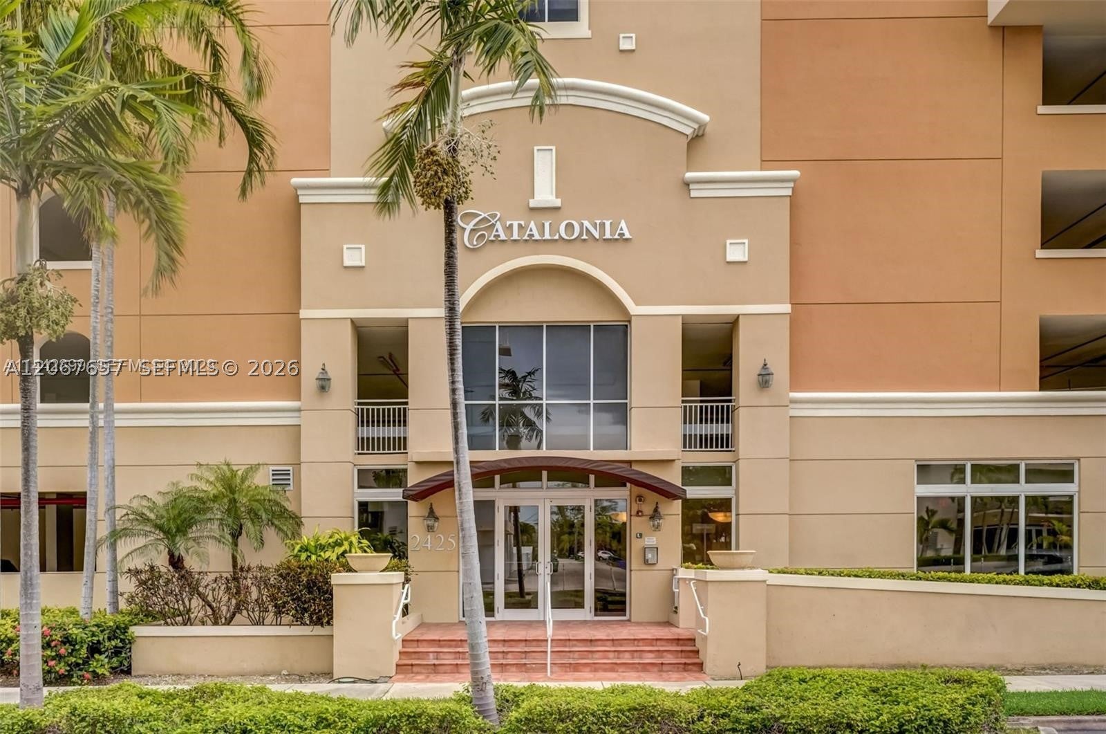 2425 SW 27th Ave 806