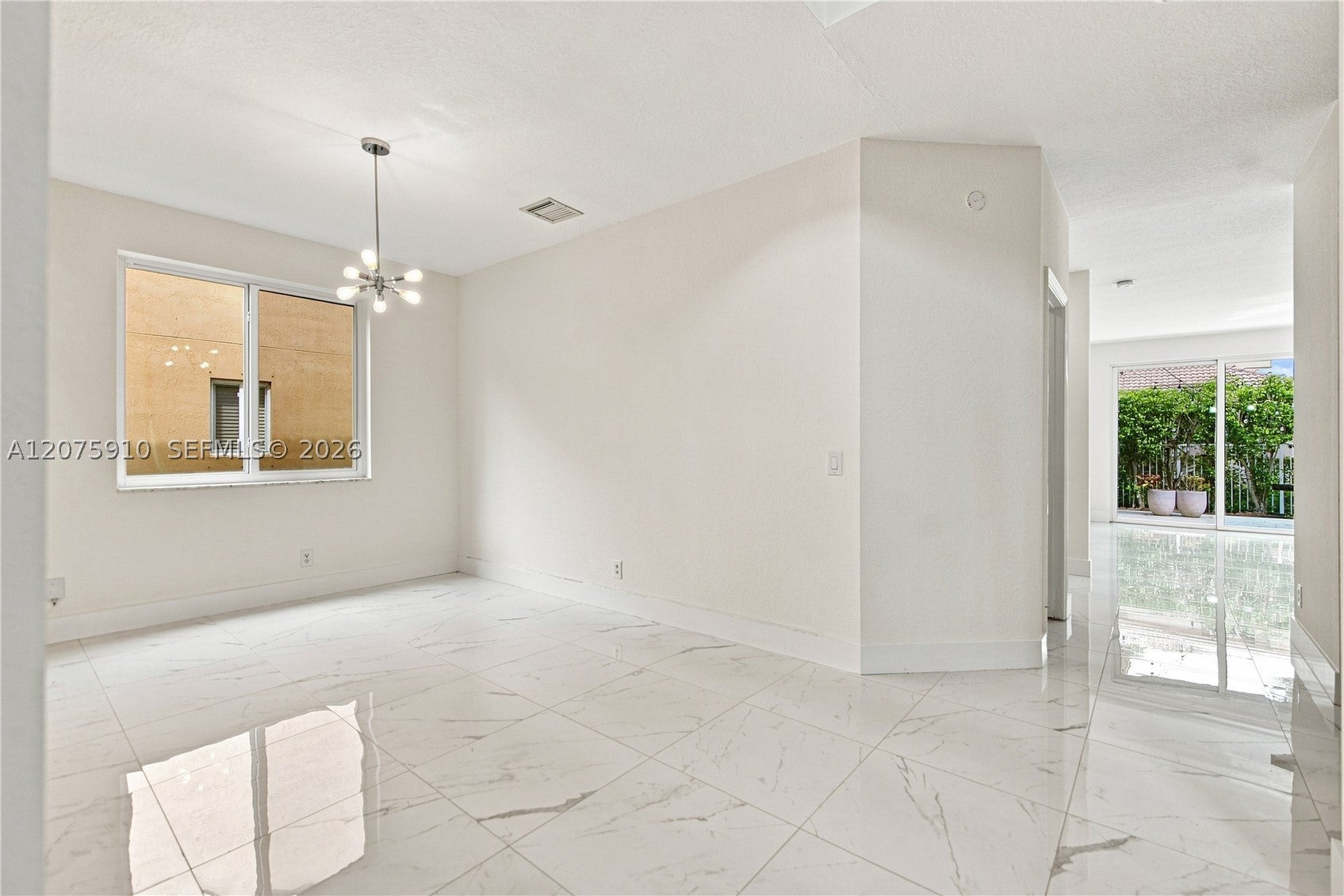 445 Conservation Dr