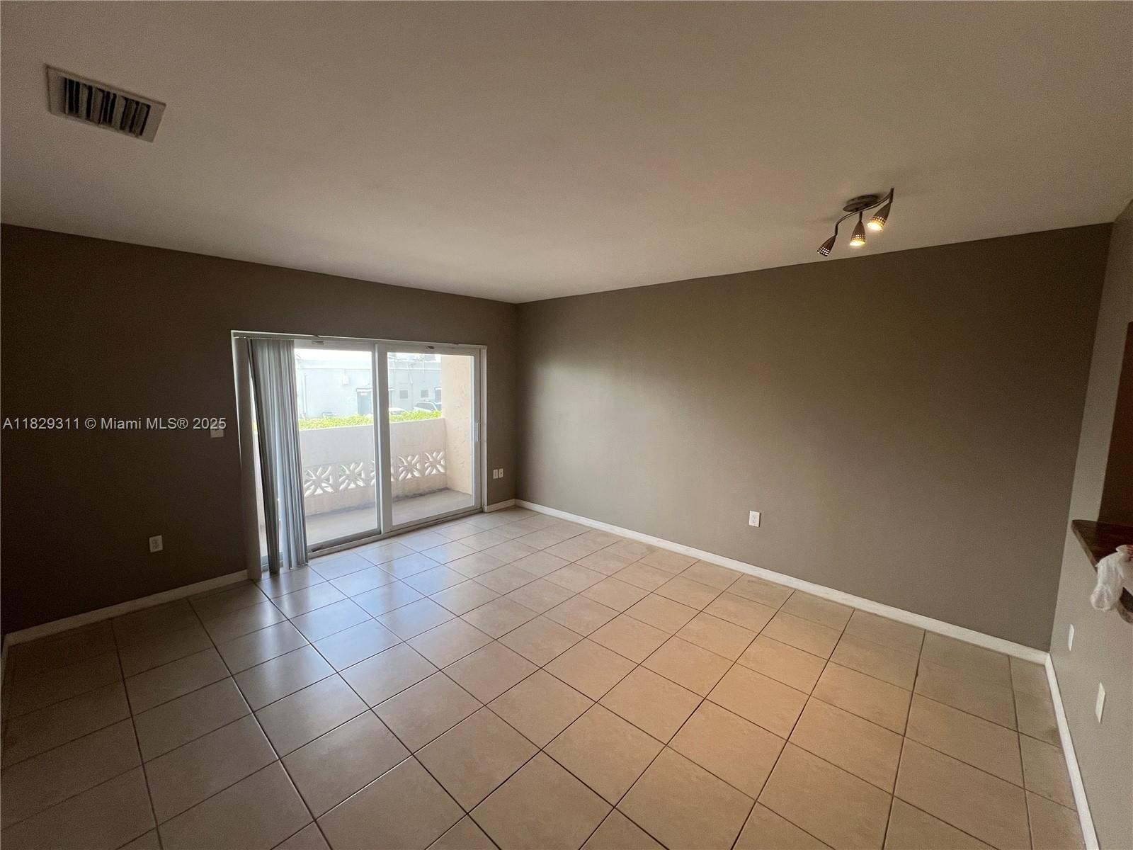 14500 SW 88th Ave 245