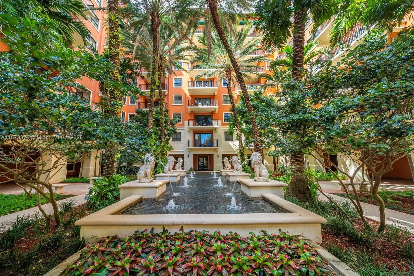 Coral Gables, Florida 33134, United States, 2 Bedrooms Bedrooms, ,3 BathroomsBathrooms,Residential,Active,204463