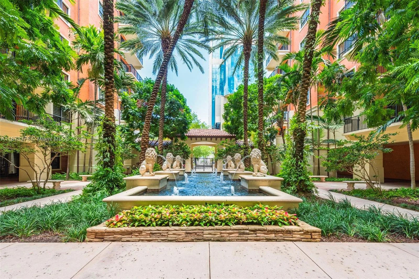 Coral Gables, Florida 33134, United States, 2 Bedrooms Bedrooms, ,3 BathroomsBathrooms,Residential,Active,204463