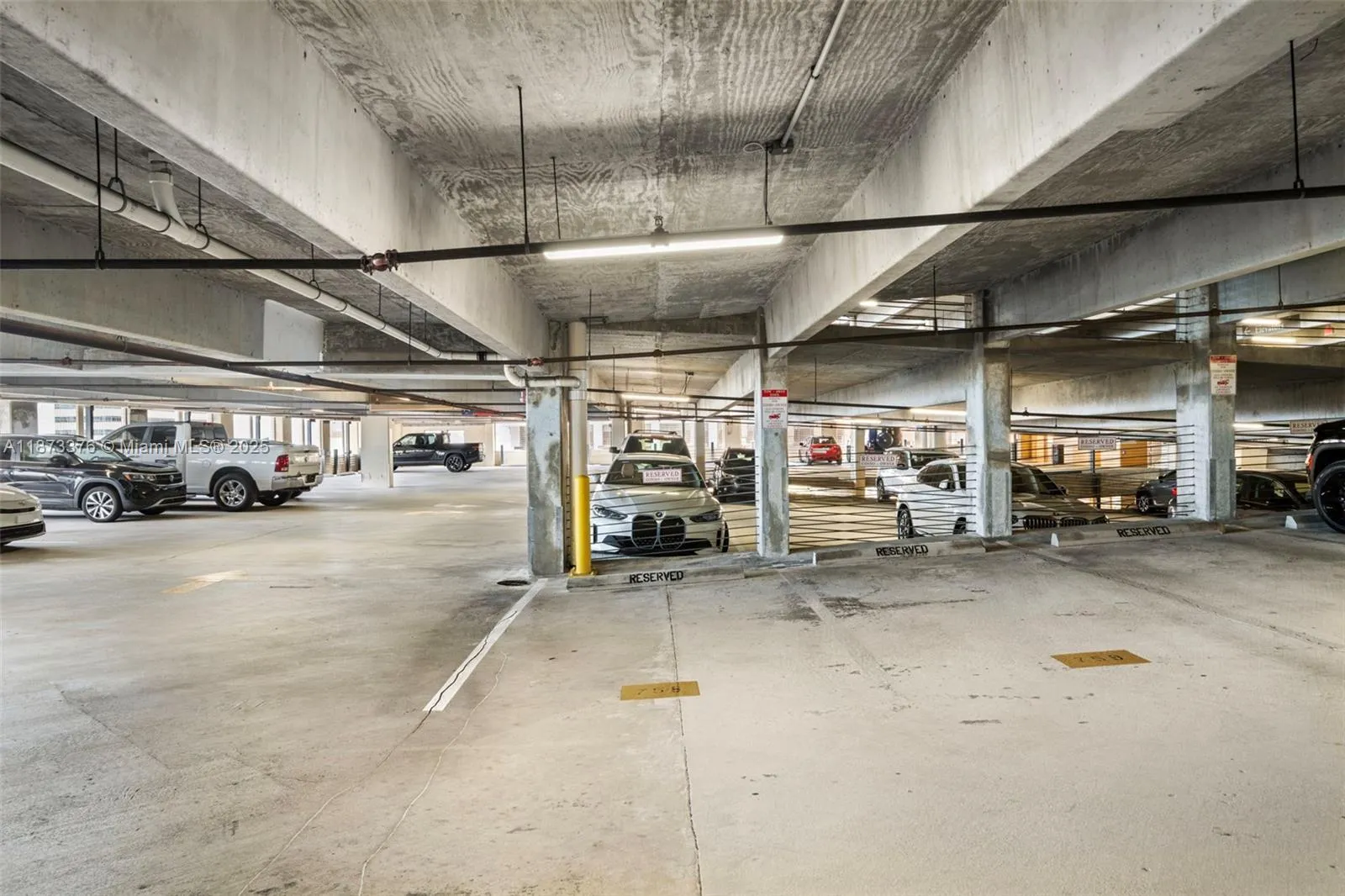 Coral Gables, Florida 33134, United States, 2 Bedrooms Bedrooms, ,3 BathroomsBathrooms,Residential,Active,204463