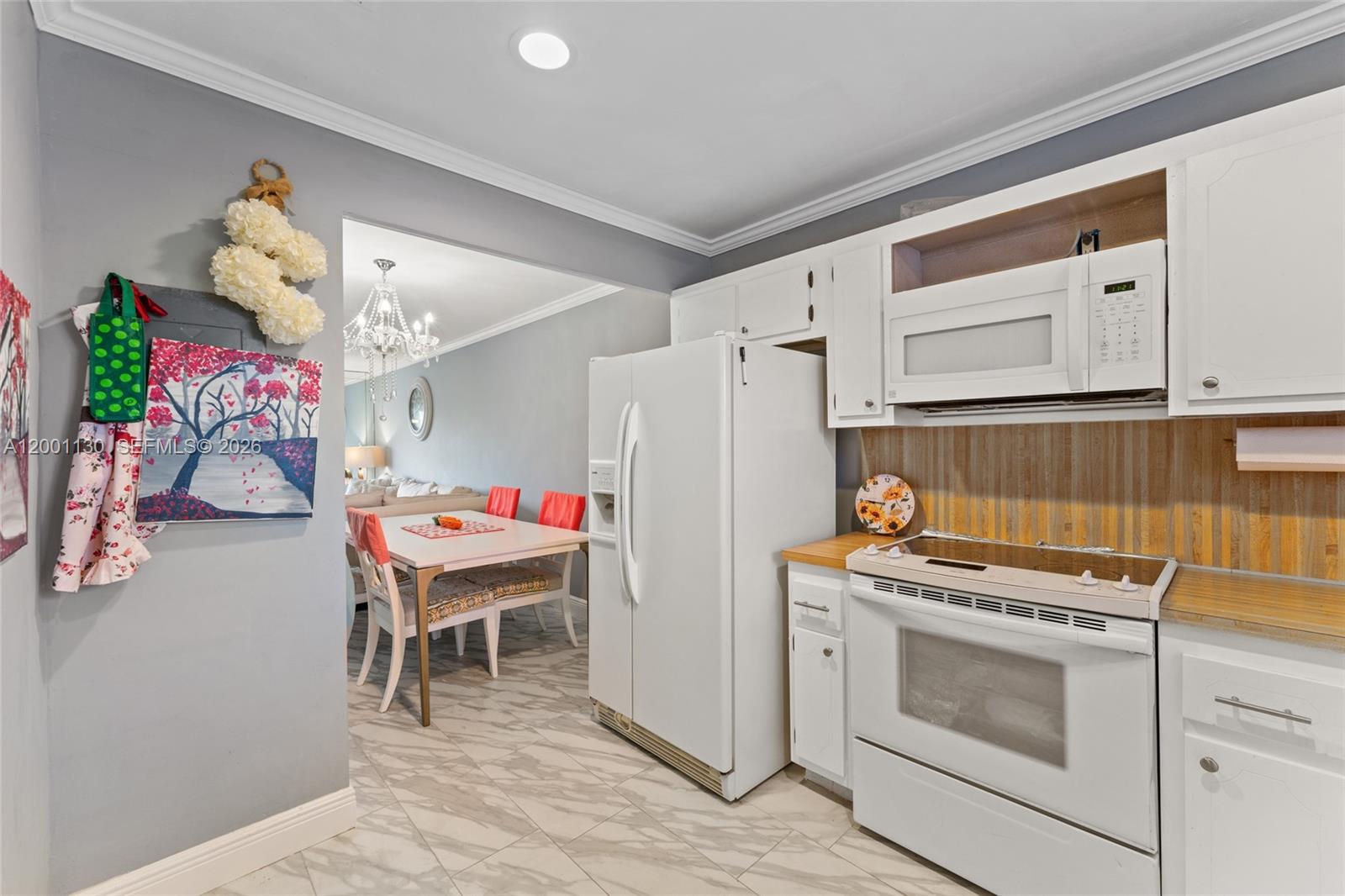 SUNRISE LAKES 118 CONDO - Residential