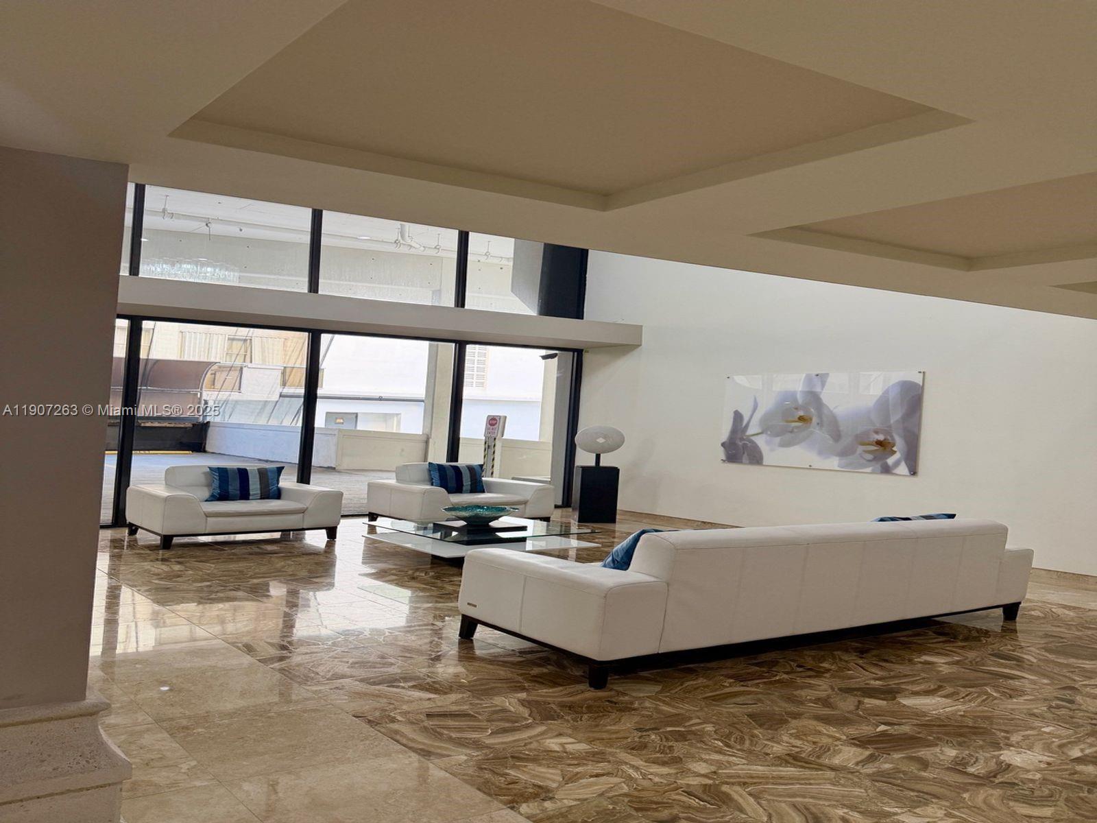 LE TRIANON CONDO - Residential