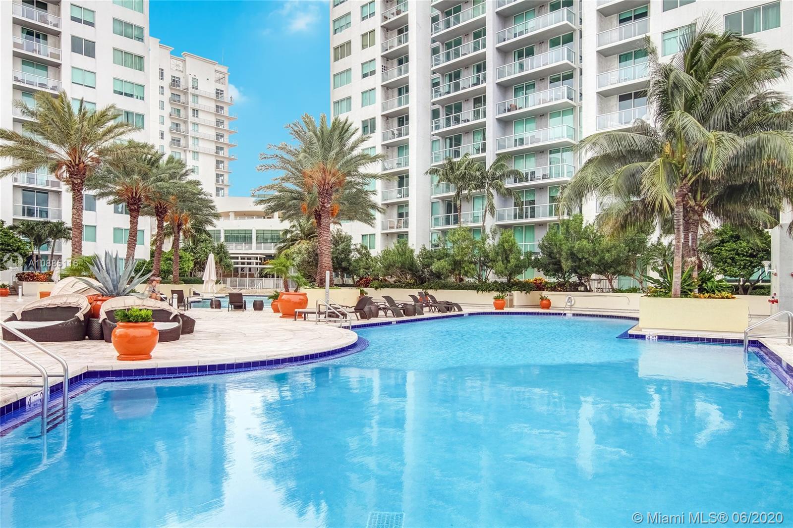 VIZCAYNE NORTH CONDO - Residential Lease