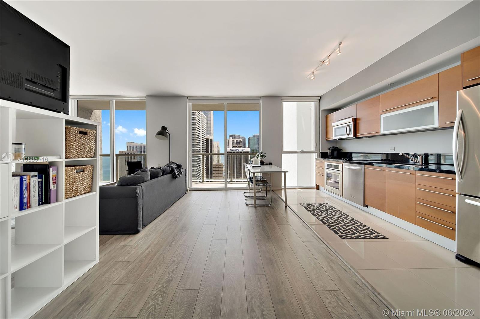 VIZCAYNE NORTH CONDO - Residential Lease