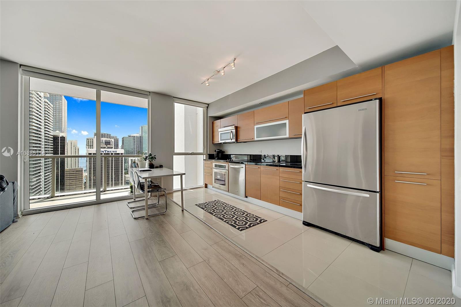 VIZCAYNE NORTH CONDO - Residential Lease