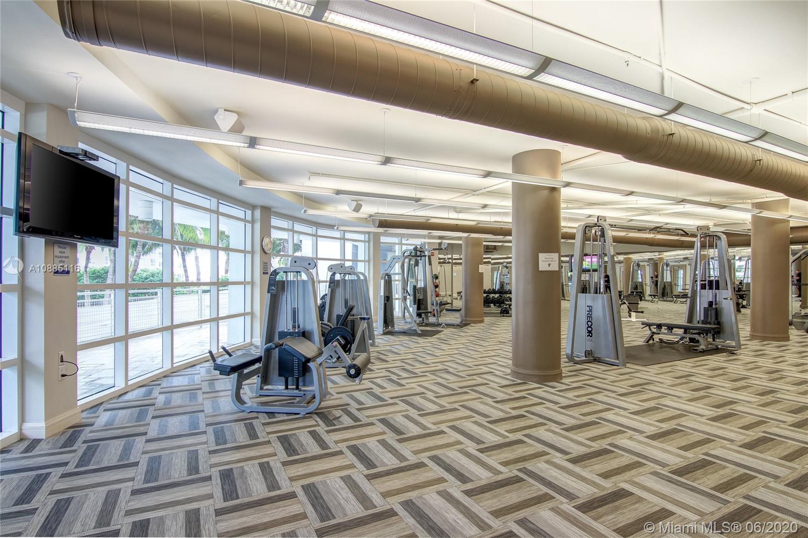 VIZCAYNE NORTH CONDO - Residential Lease