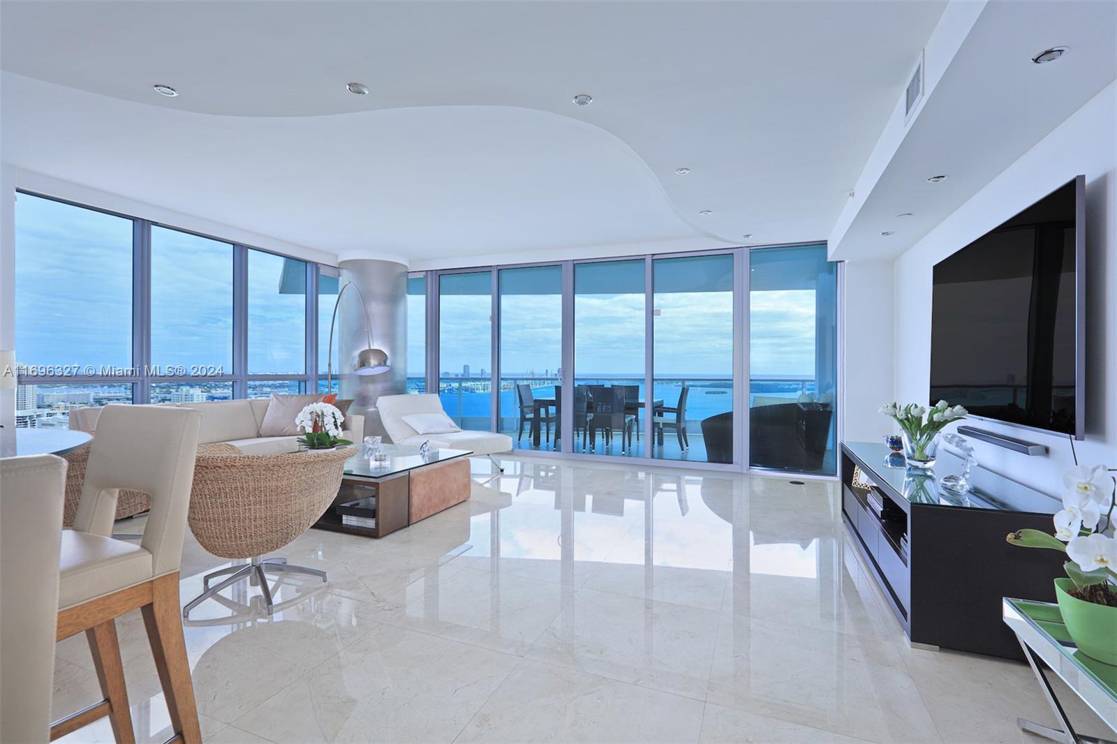 Property for Sale at 1331 Brickell Bay Dr 4001, Miami, Broward County, Florida - Bedrooms: 4 
Bathrooms: 5  - $3,795,000