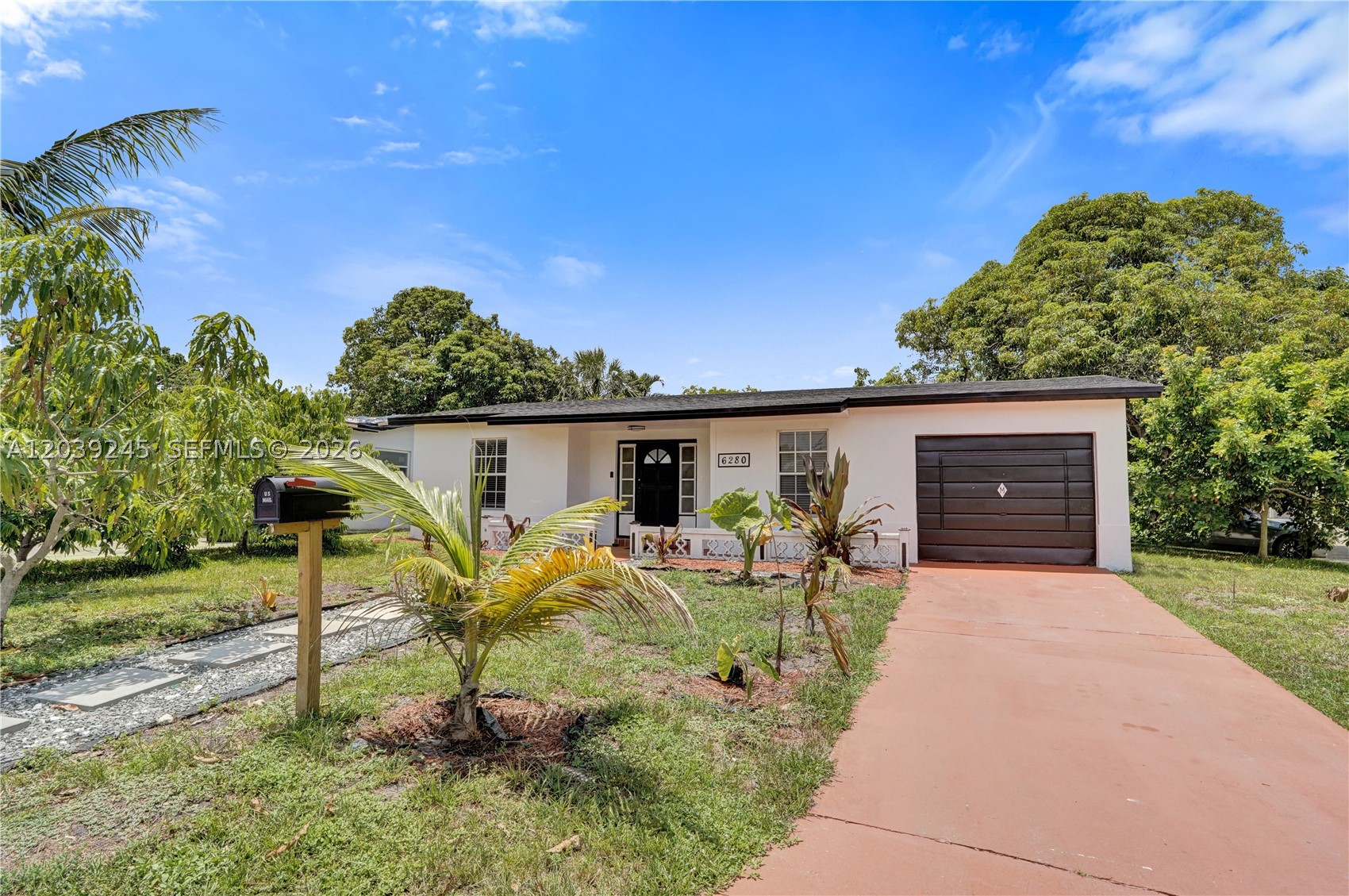 6280 SW 8th Pl