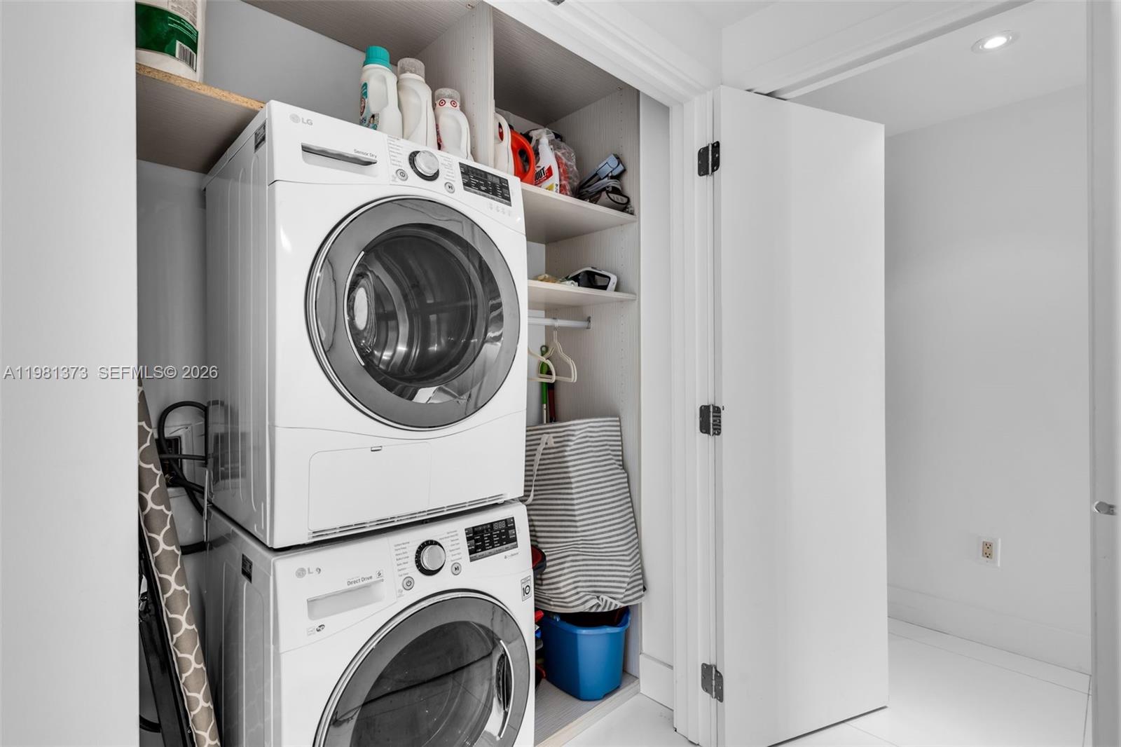 NORTH CARILLON BEACH COND - Residential