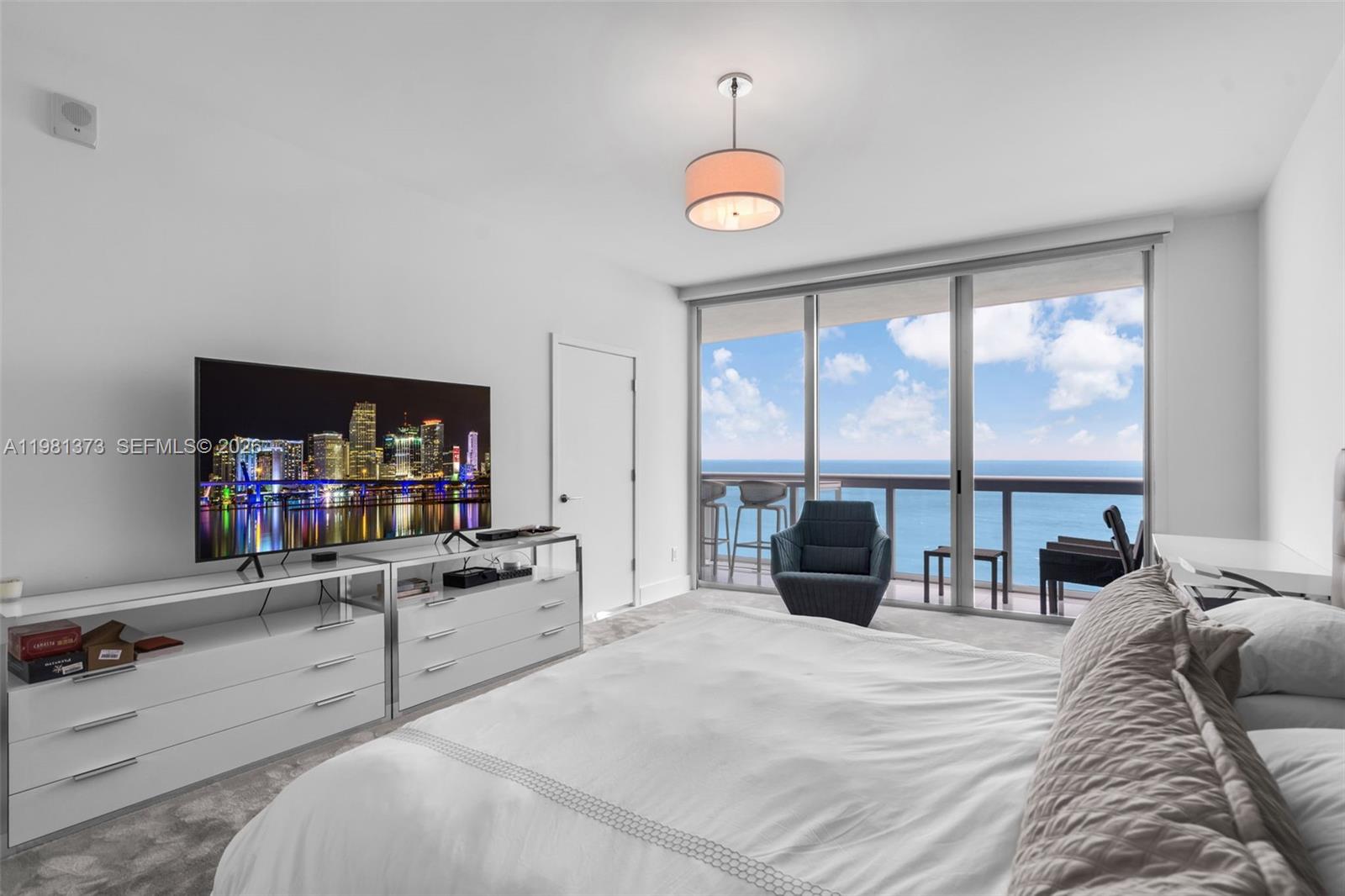 NORTH CARILLON BEACH COND - Residential