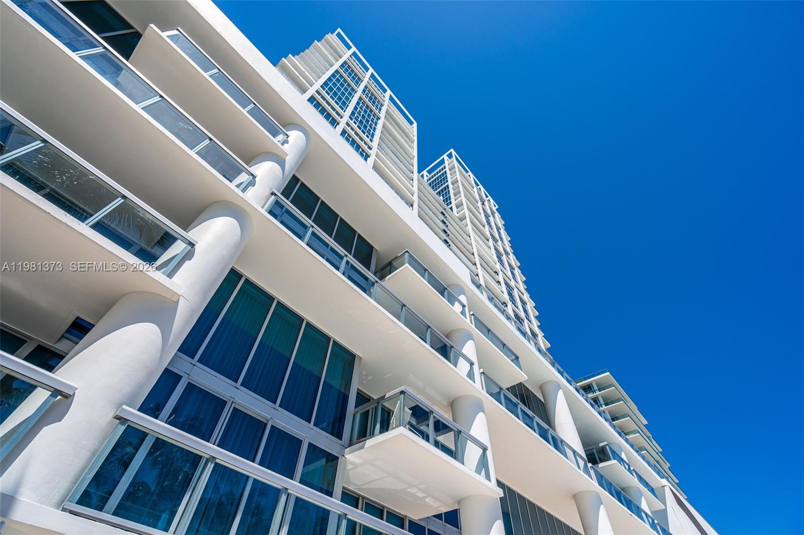 NORTH CARILLON BEACH COND - Residential