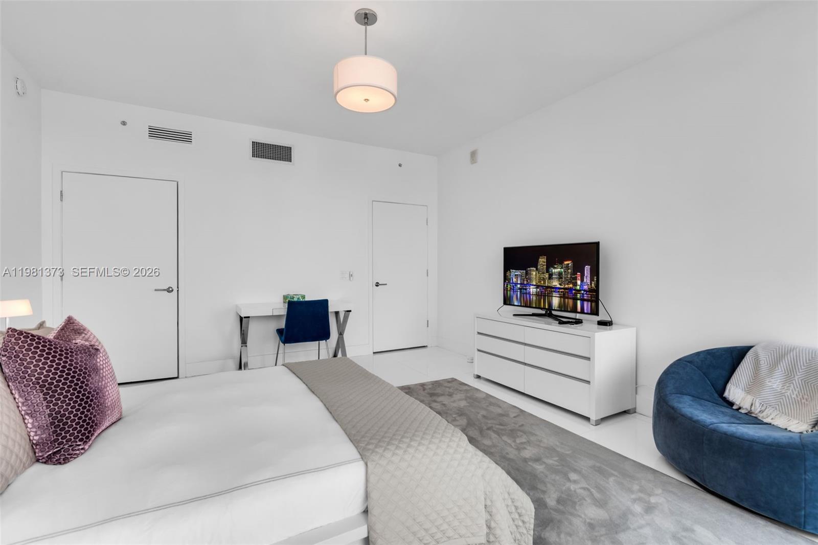 NORTH CARILLON BEACH COND - Residential