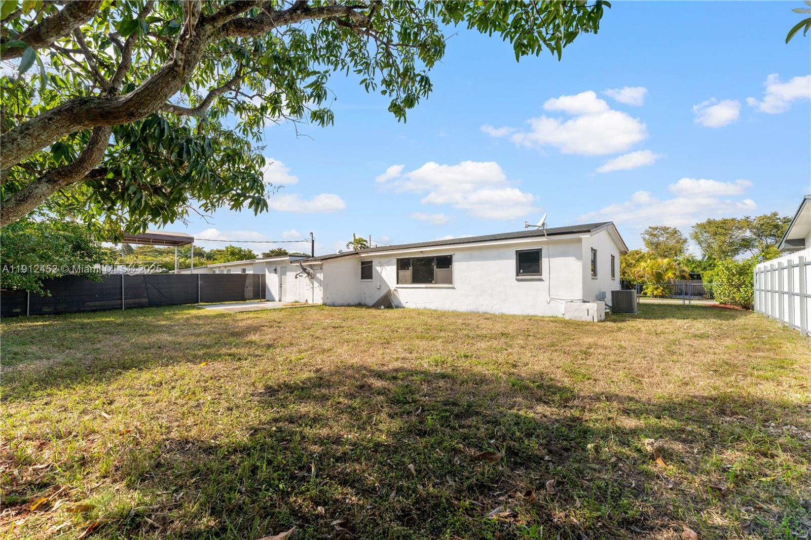 REPLAT OF PORTIONS OF RIC - Residential