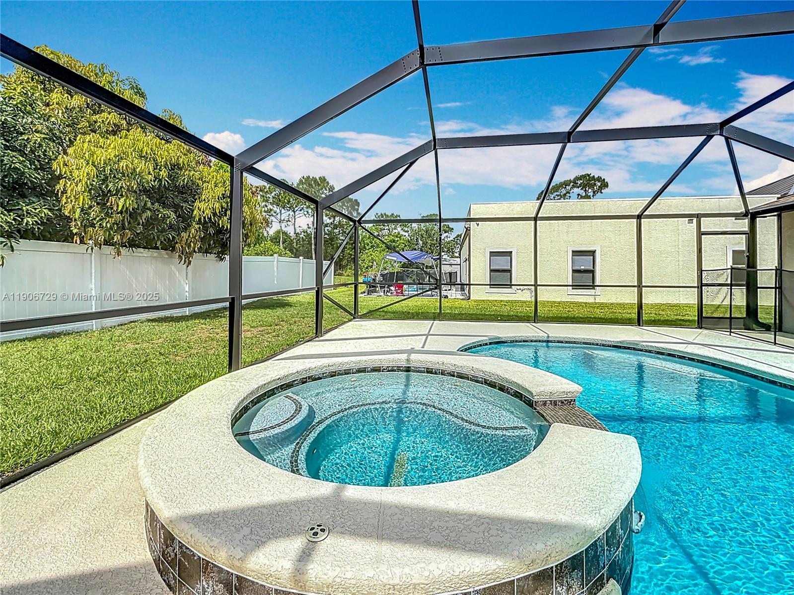 PORT ST LUCIE SECTION 44 - Residential