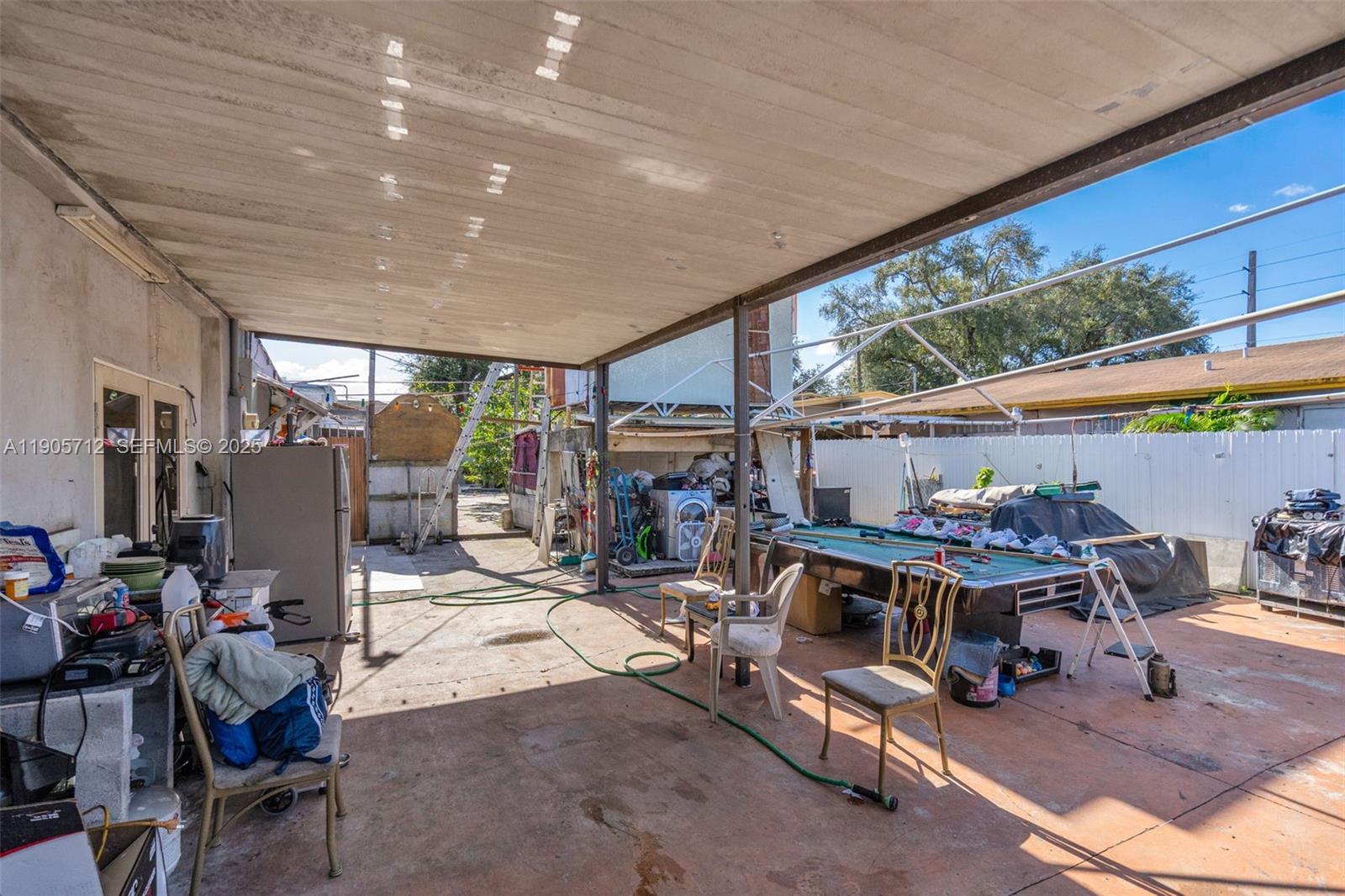 THE TROPICS AMD - Residential