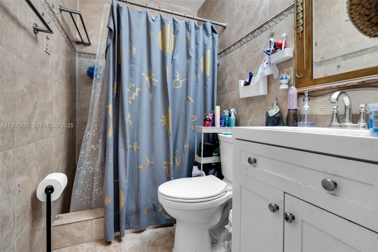 THE TROPICS AMD - Residential