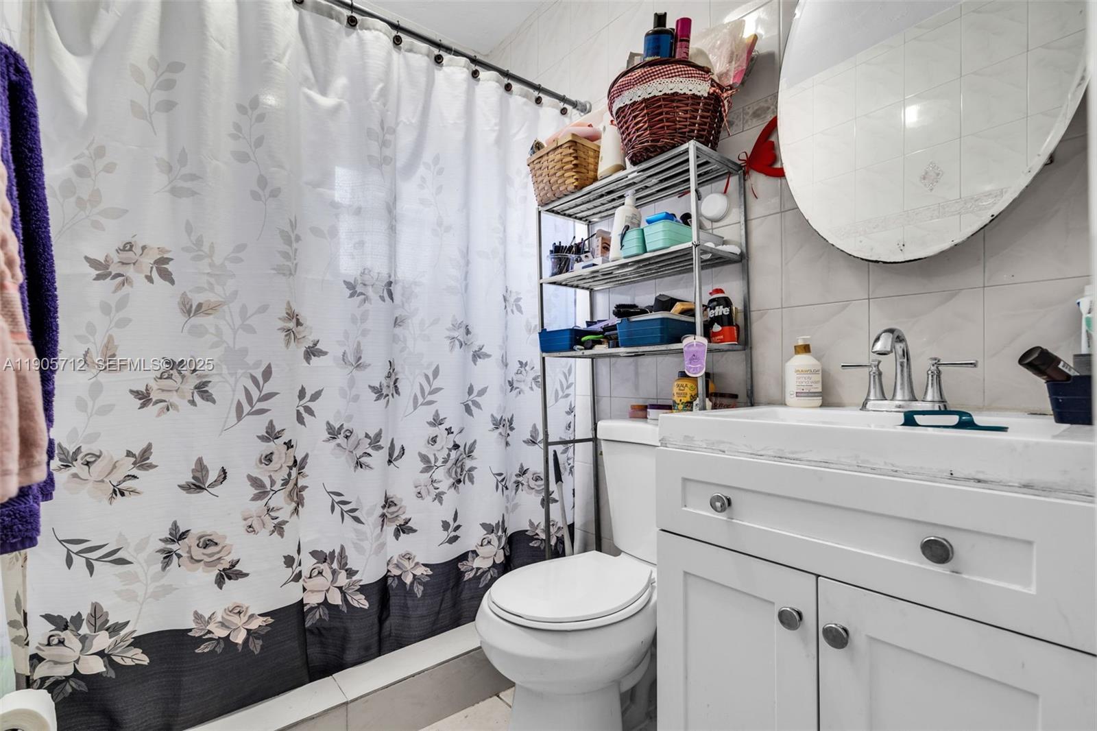 THE TROPICS AMD - Residential