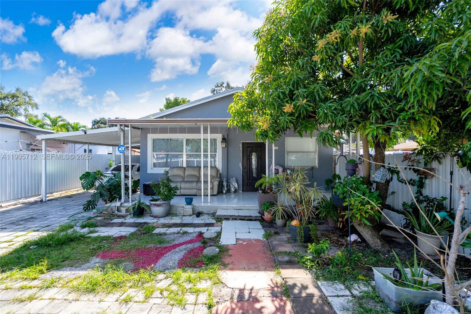 THE TROPICS AMD - Residential