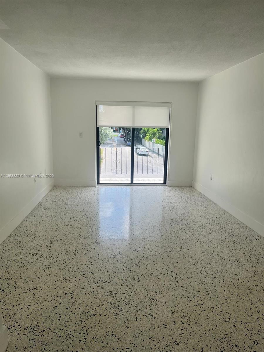 2-Bedroom 1-bathroom 819 square foot apartment, corner unit on the 2nd floor. Full kitchen with white appliances and over the range microwave. 2 Parking spaces, water, pest control and trash included in the rent. 4 laundry machines on site. Hurricane impact windows throughout the building.
Walking distance to River Landing with Publix, Chick-fil-A, Lime, AT&T, Chase, Aspen Dental Haagen-Daz, Five Below, Ulta Beauty, Pet Supermarket, Hobby Lobby, Old Navy, Burlington, Claire's, Famous Footwear, TJ Maxx, Planet Fitness and Ross.