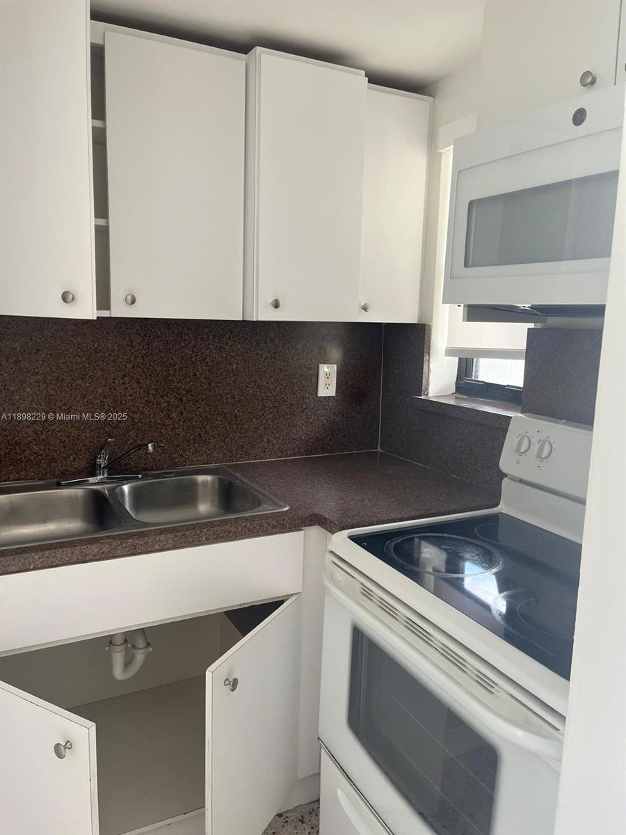 GRAND VIEW PARK - Residential Lease