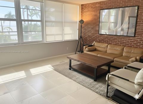 Photo of 5700 Collins Ave #3M, Miami Beach, FL 33140 (MLS # A11882896)
