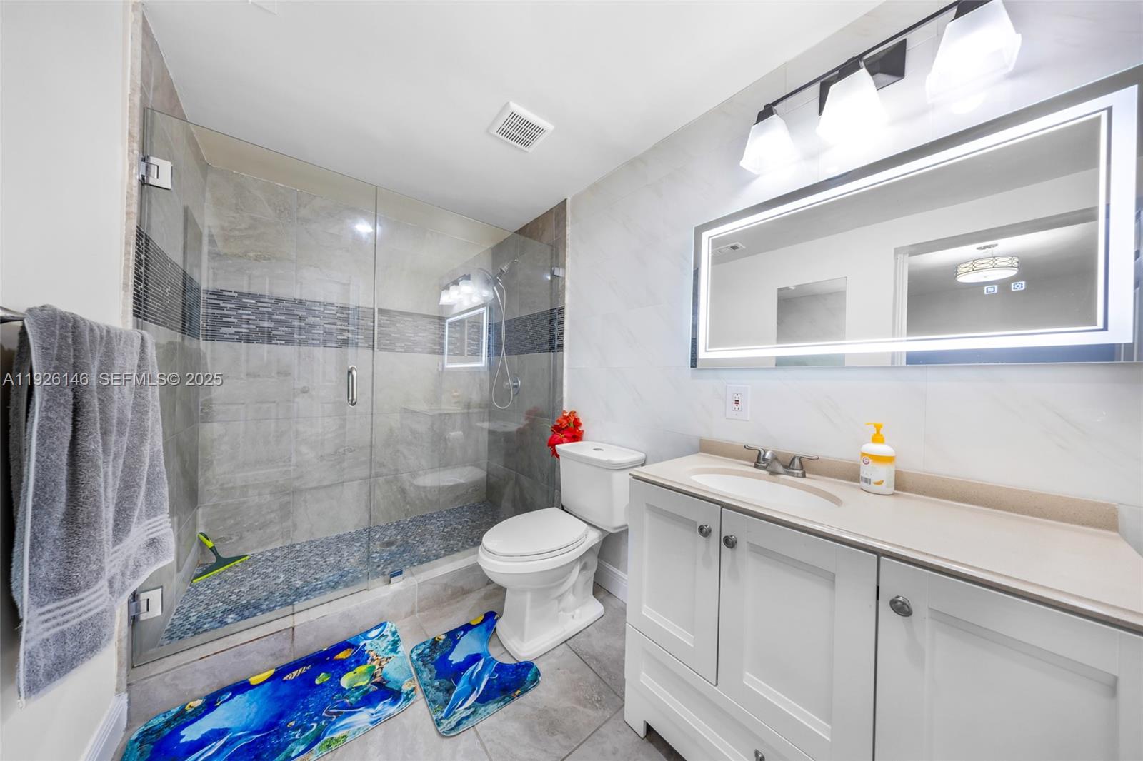 FLAMINGO ESTATES - Residential