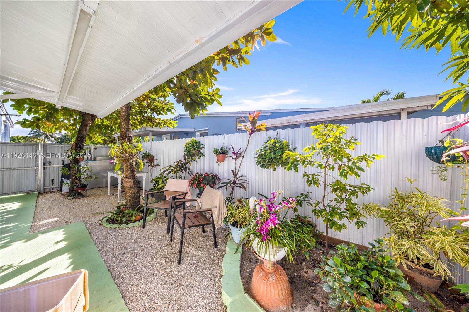 FLAMINGO ESTATES - Residential