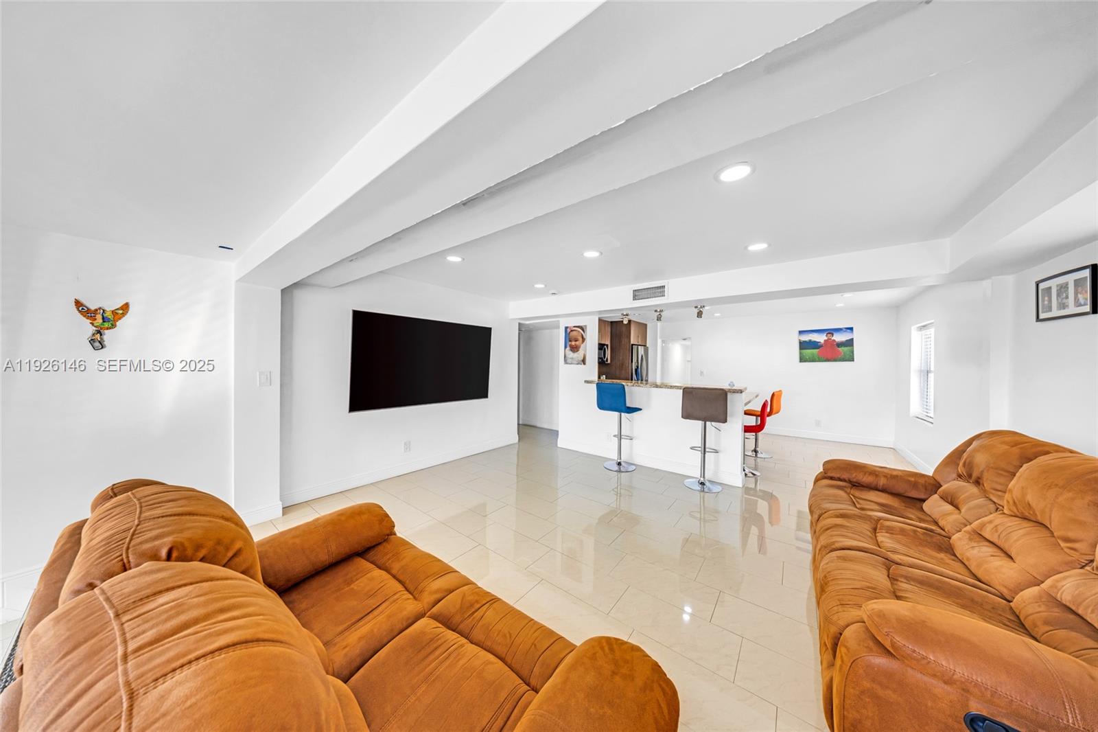 FLAMINGO ESTATES - Residential