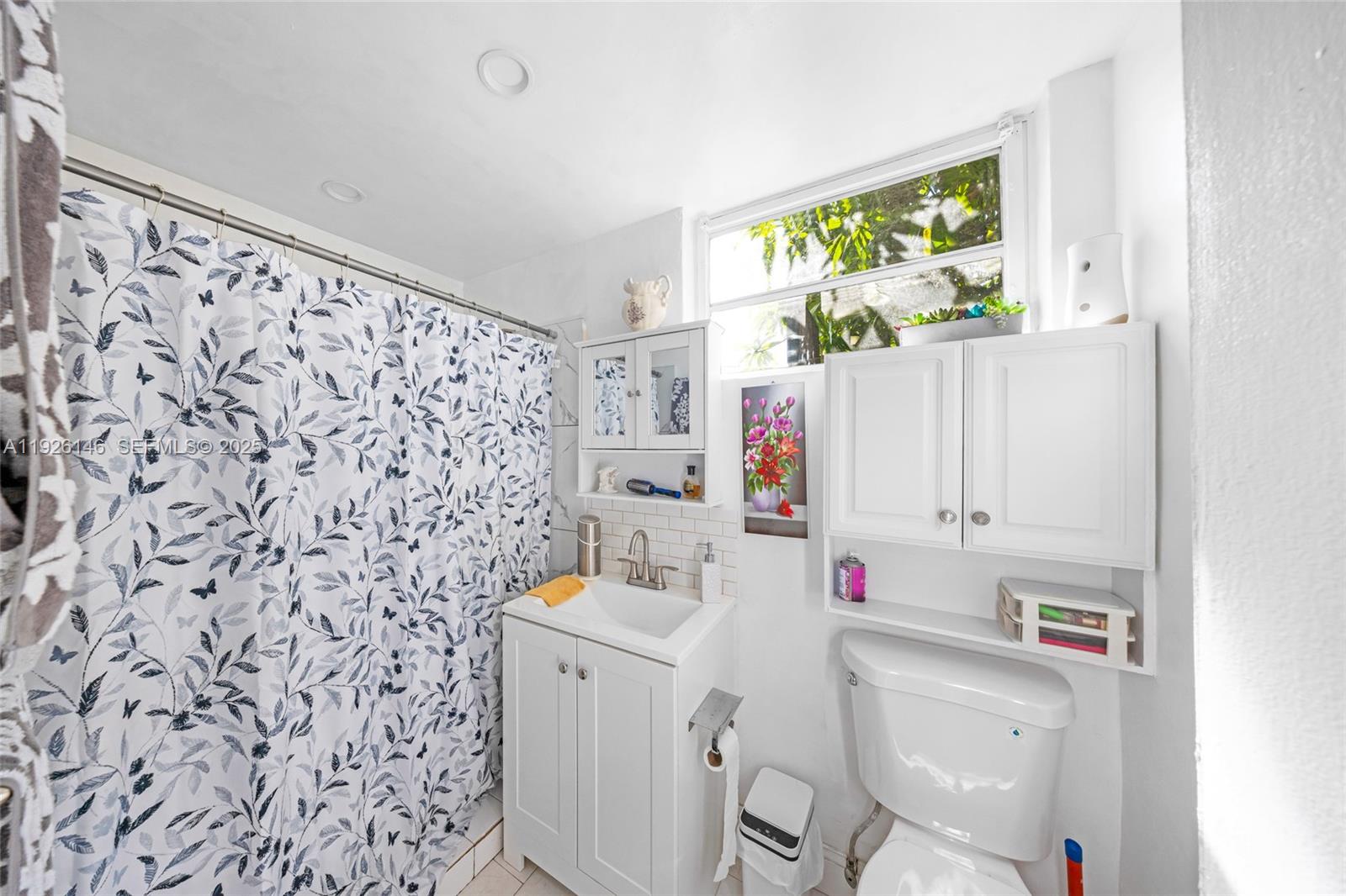 FLAMINGO ESTATES - Residential