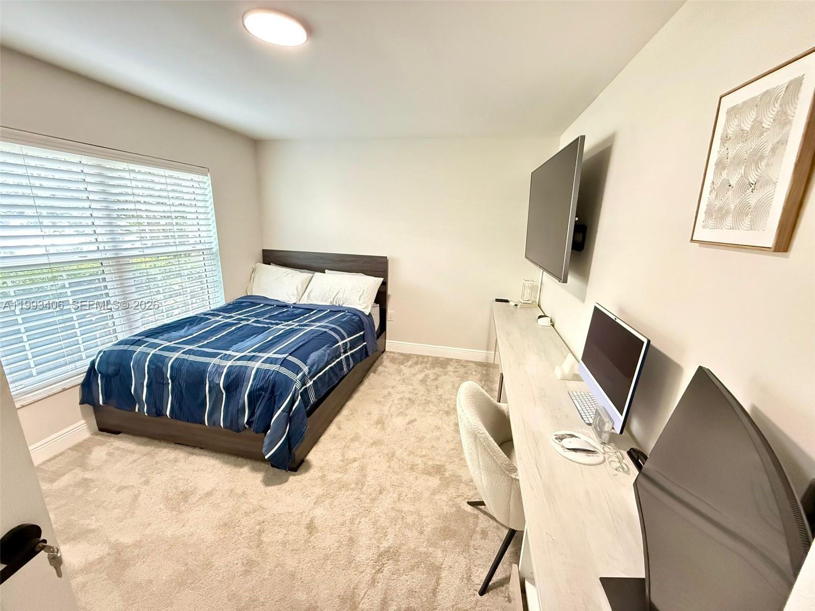 COUNTRY LAKES I CONDO PHAS - Residential