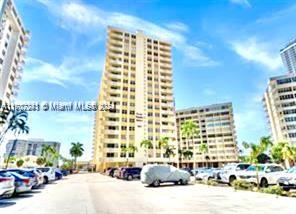 PLAZA TOWERS NORTH CONDO - Residential Lease