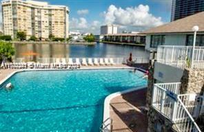 PLAZA TOWERS NORTH CONDO - Residential Lease