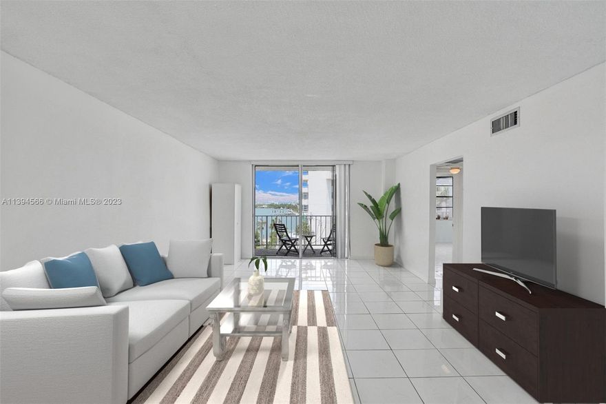 This beautifully appointed 1-bedroom condo offers the perfect blend of comfort, style, and breathtaking views. With 1 1/2 bathrooms, you'll have all the convenience you need. 

The large windows showcase panoramic vistas of Biscayne Bay with unforgettable sunsets right from the comfort of your own home. Prepare delicious meals in the fully equipped kitchen.  Afterwards, retire to the inviting bedroom with attached bathroom plus an additional half bathroom for the convenience of your guests. 

Start your mornings with a dip in the rooftop pool and enjoy the stunning ocean views. Located just 3 blocks from the beach, this condo puts the sand and surf within easy reach. Don't miss the chance to experience the best of Miami Beach living. Book your showing today!