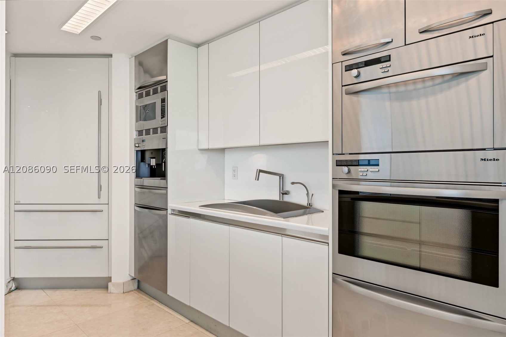 16500 Collins Ave 2654