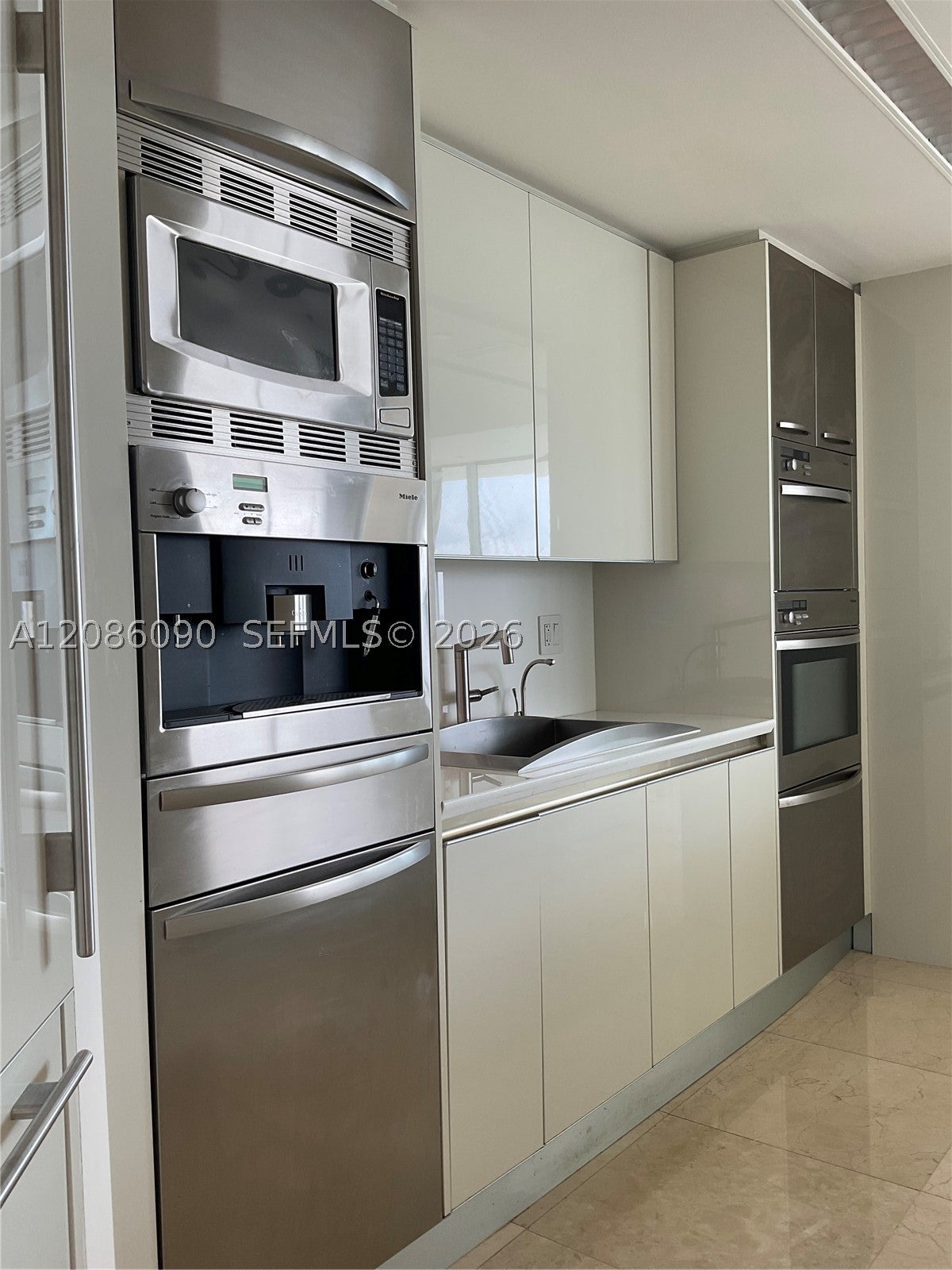 16500 Collins Ave 2654