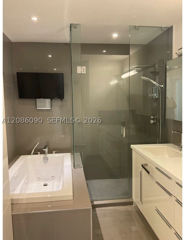 16500 Collins Ave 2654