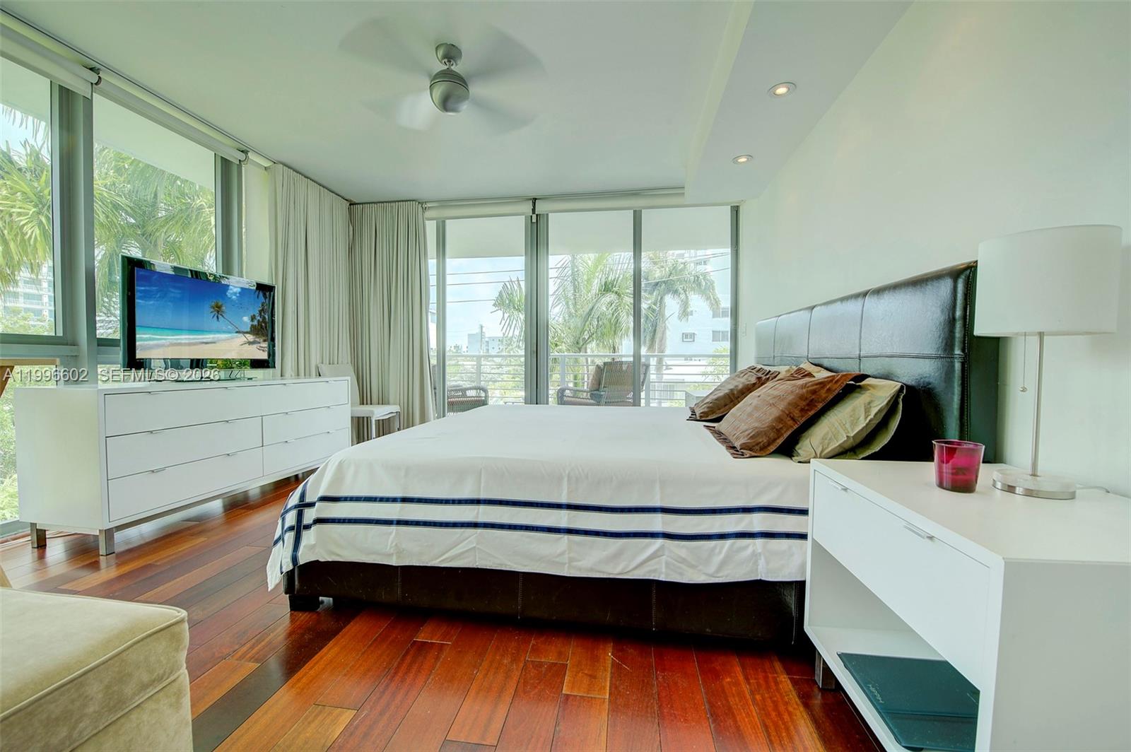 SO BE BAY CONDO - Residential Lease