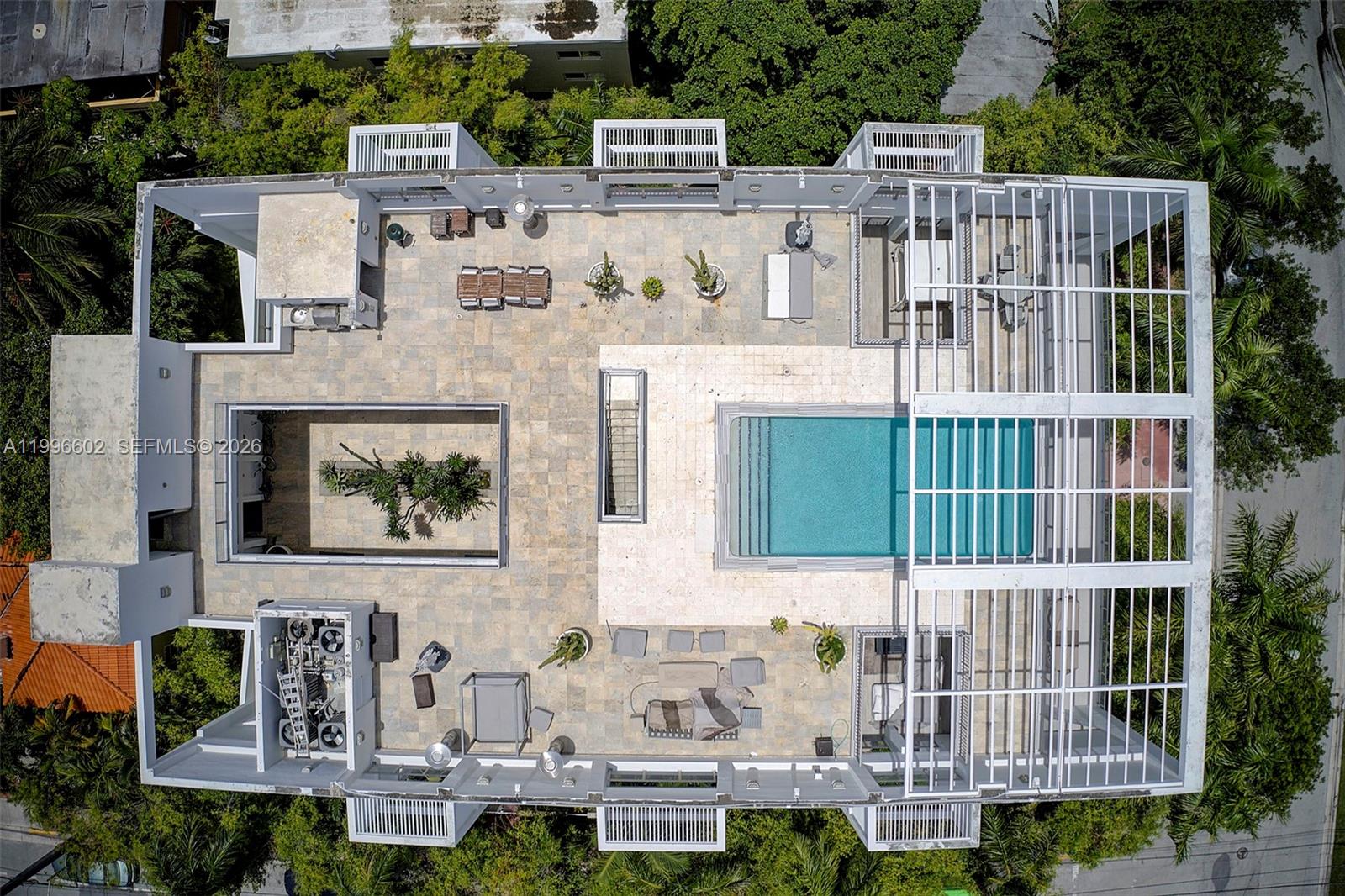 SO BE BAY CONDO - Residential Lease