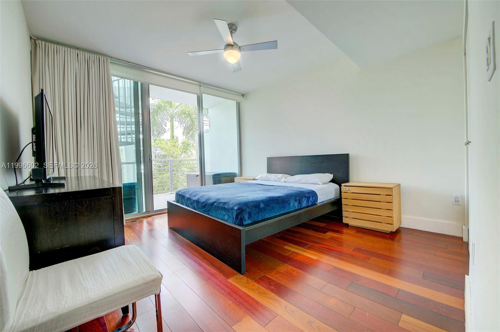 SO BE BAY CONDO - Residential Lease