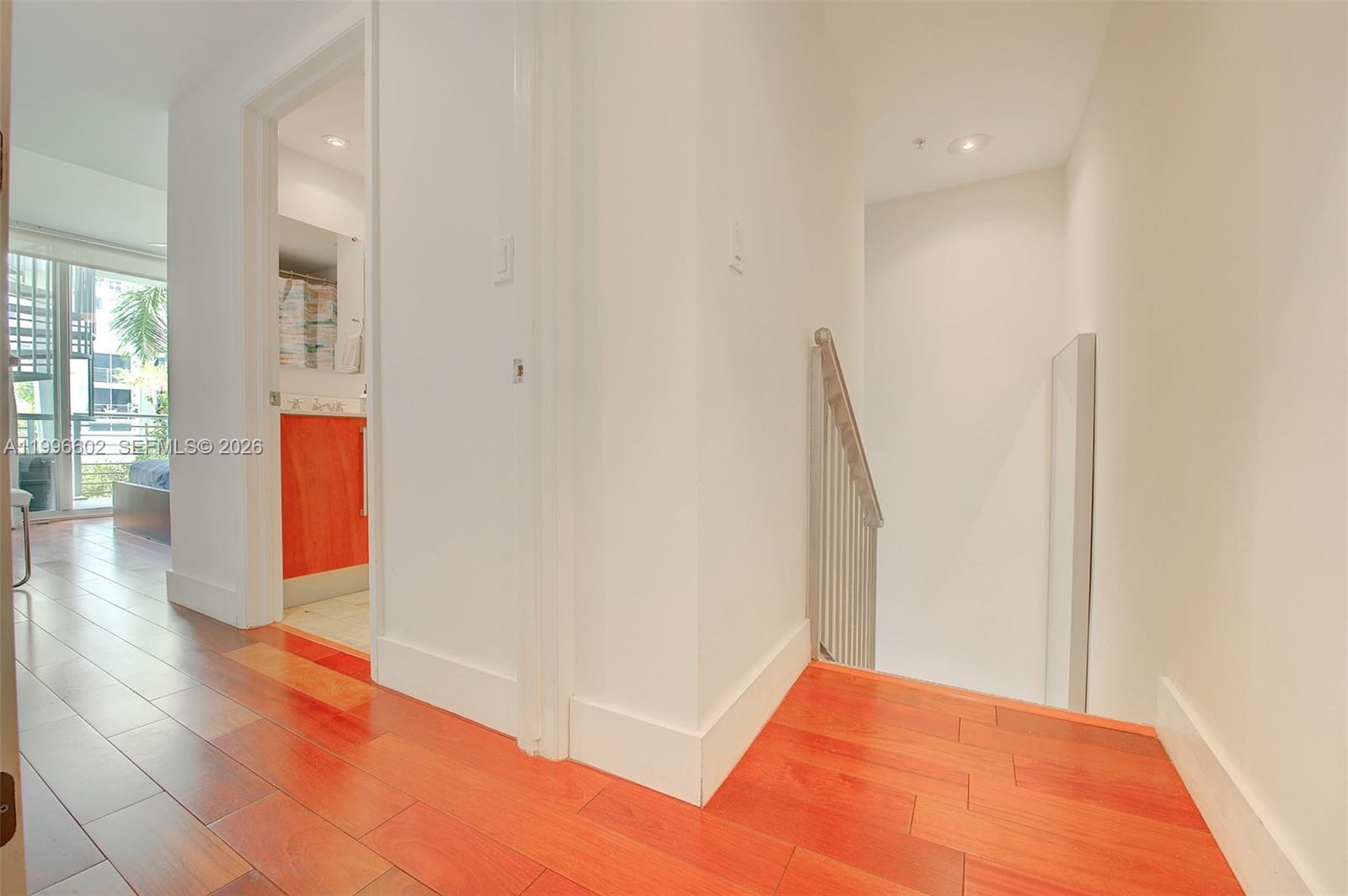 SO BE BAY CONDO - Residential Lease