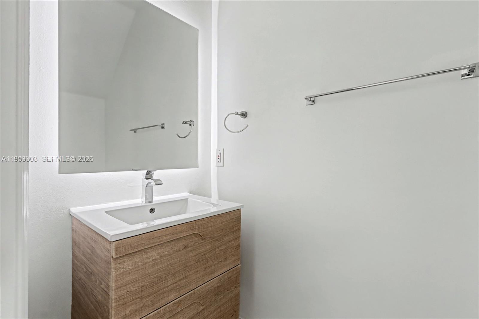 SILVER SHORES (PARCELS A - Residential