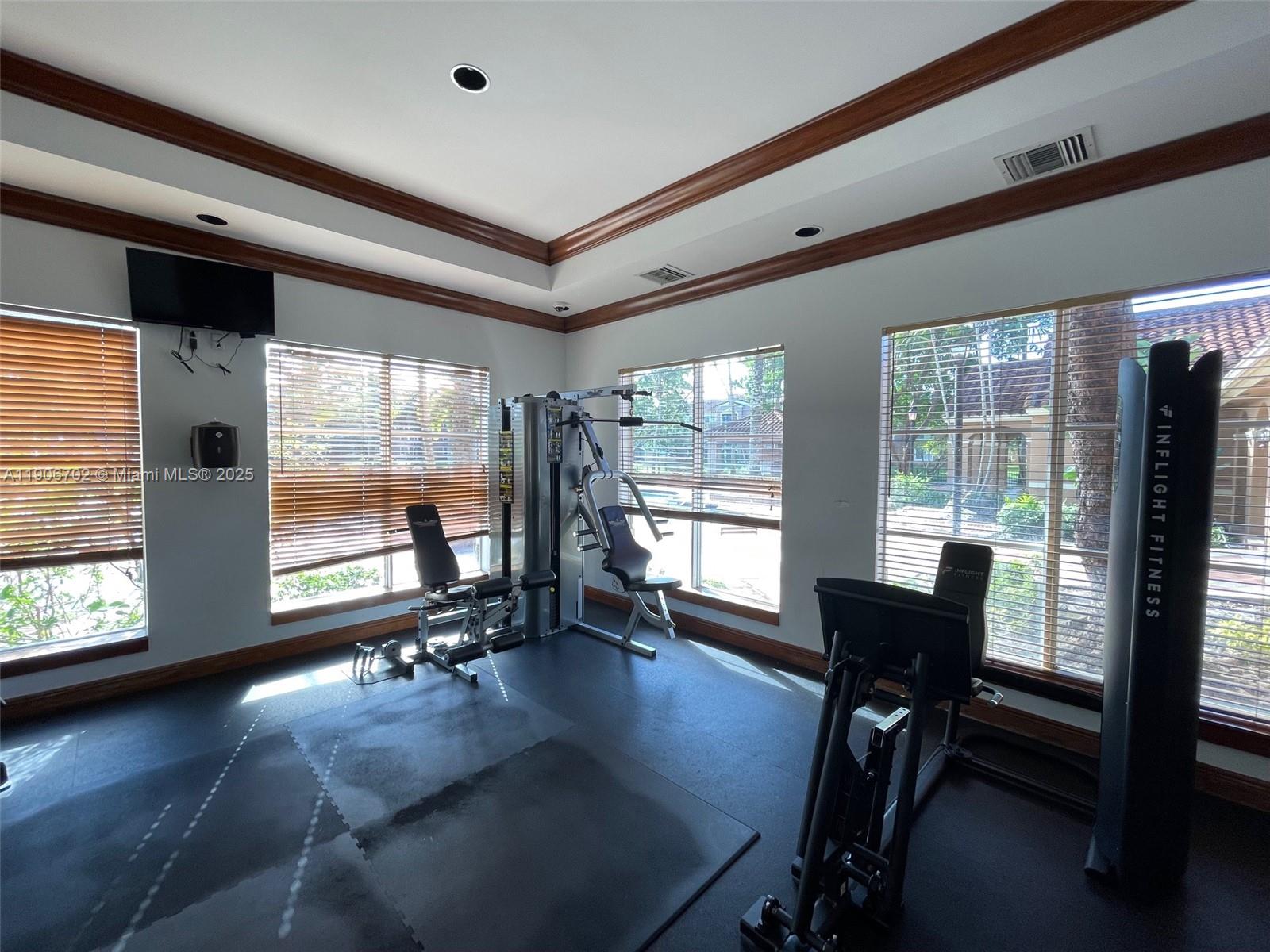 CARRINGTON AT COCONUT CRE - Residential Lease