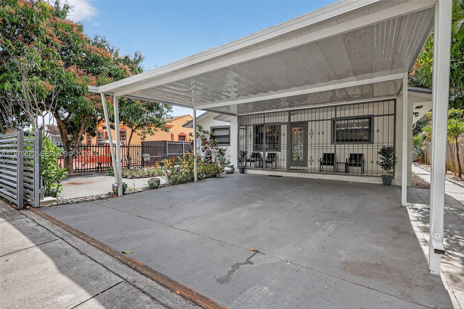 PINEWOOD PARK EXTENSION - Residential