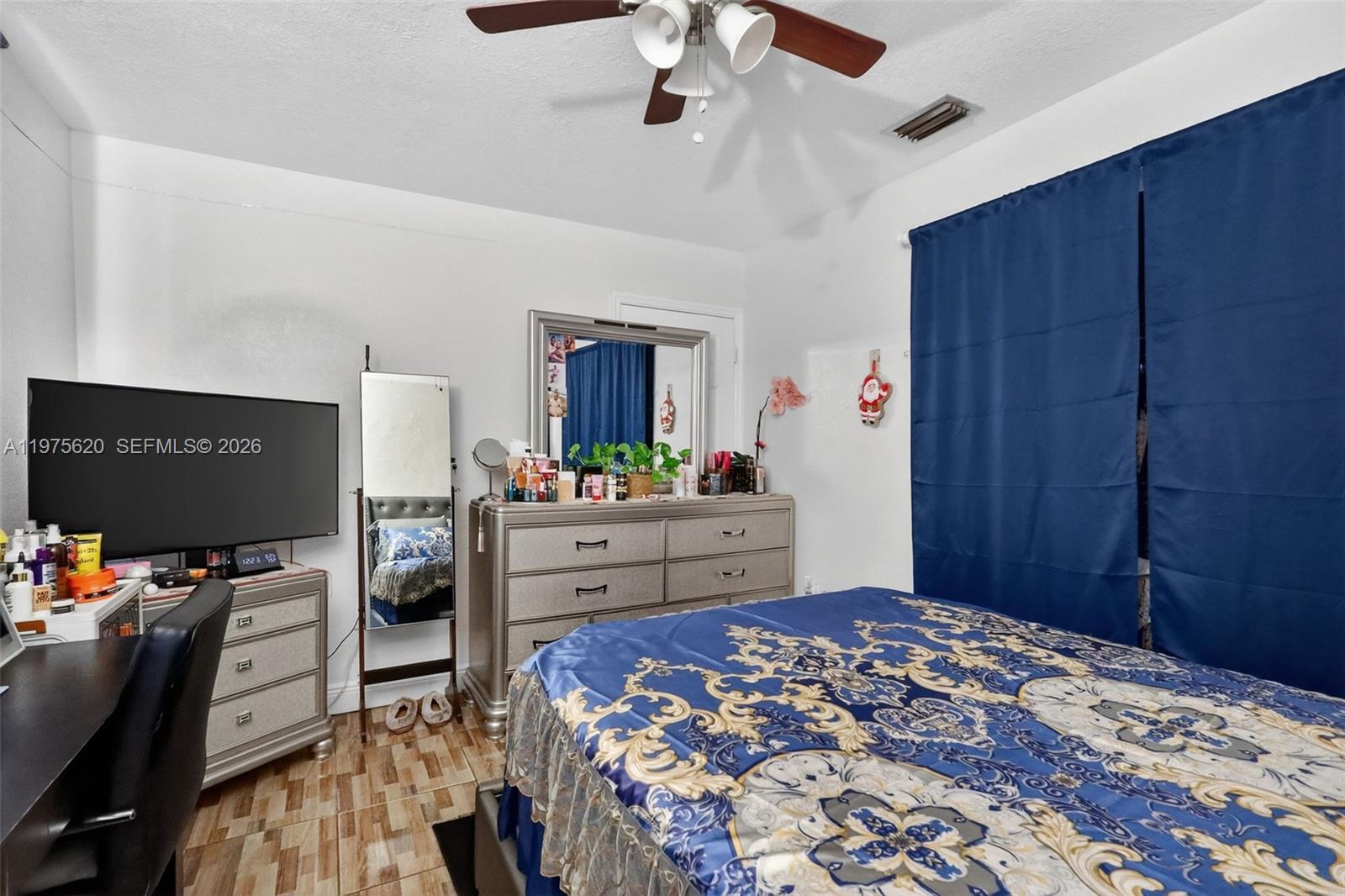 PINEWOOD PARK EXTENSION - Residential