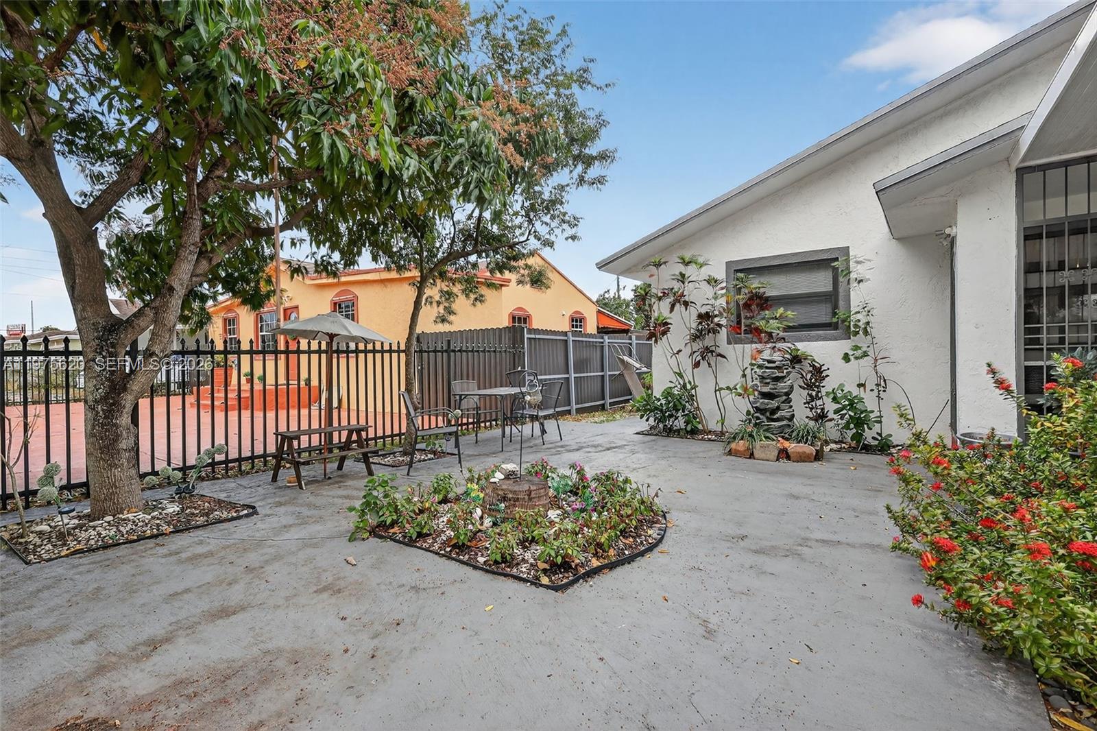 PINEWOOD PARK EXTENSION - Residential