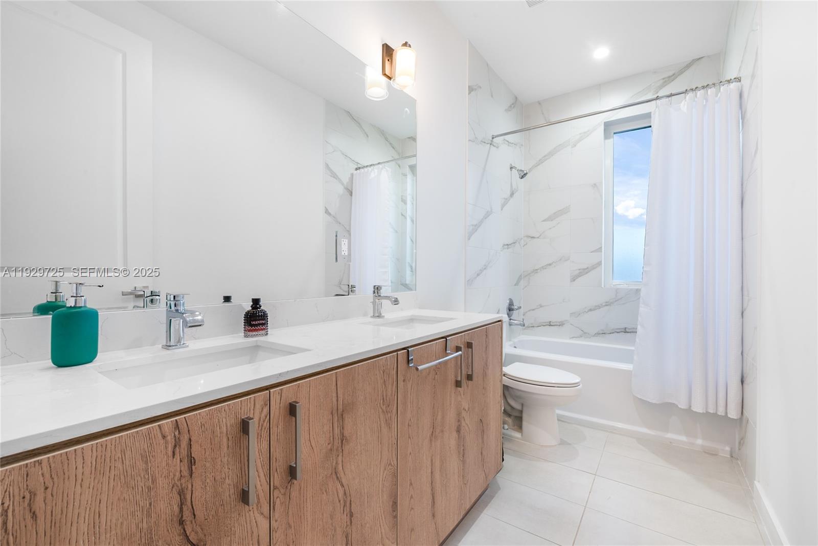 CORAL PLACE REV - Residential